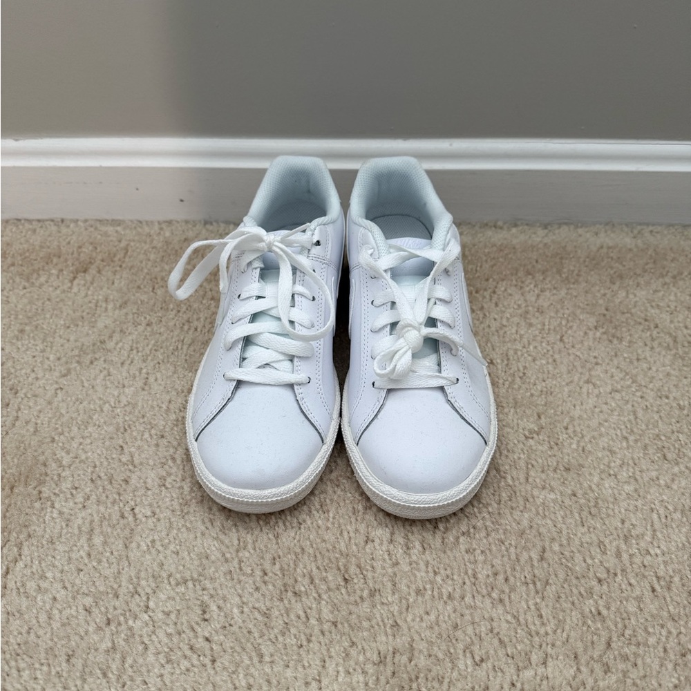 White Nike Casual Sneakers - Picture 2 of 4